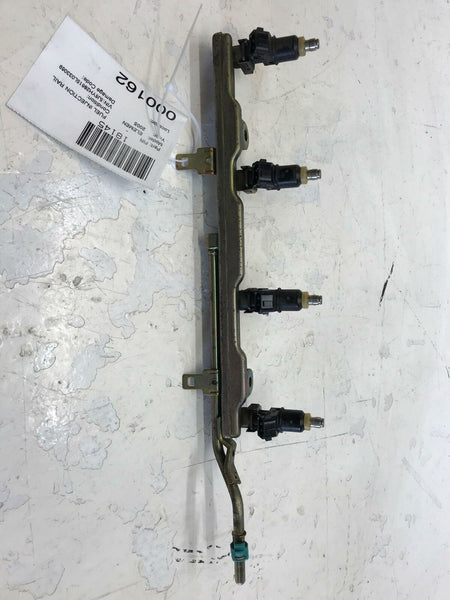 2005 HONDA ELEMENT Fuel Injection Rail w/ Fuel Injector 2.4L OEM