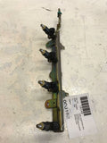 2005 HONDA ELEMENT Fuel Injection Rail w/ Fuel Injector 2.4L OEM
