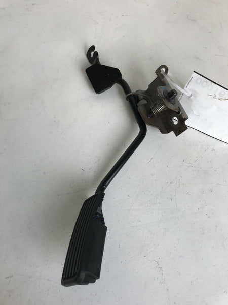 2005 HONDA ELEMENT Front Floor Gas Foot Pedal Accelerator Lever w/ Bracket OEM