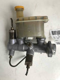 2002 - 2006 NISSAN ALTIMA Brake Master Cylinder w/ Reservoir Bottle Tank OEM