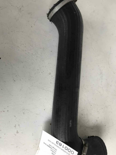 2006 VOLVO S40 40 SERIES Front Turbocharger Intercooler Hose Passenger Right OEM