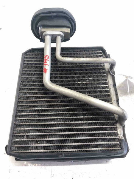 1999 2000 NISSAN PATHFINDER A/C Air Conditioner Evaporator OEM