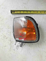 1999 NISSAN PATHFINDER Front Turn Signal Light Lamp Assembly Passenger Right OEM