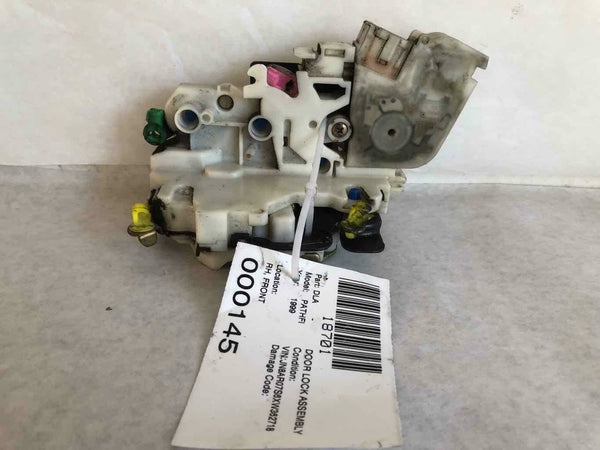 1999 NISSAN PATHFINDER Front Door Lock Latch Assembly Passenger Right RH OEM