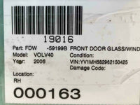 2004 - 2011 VOLVO S40 40 SERIES Front Door Glass Window Passenger Right RH OEM