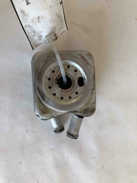 1999 - 2004 VOLKSWAGEN BEETLE GLX Engine Oil Cooler 028117021 OEM