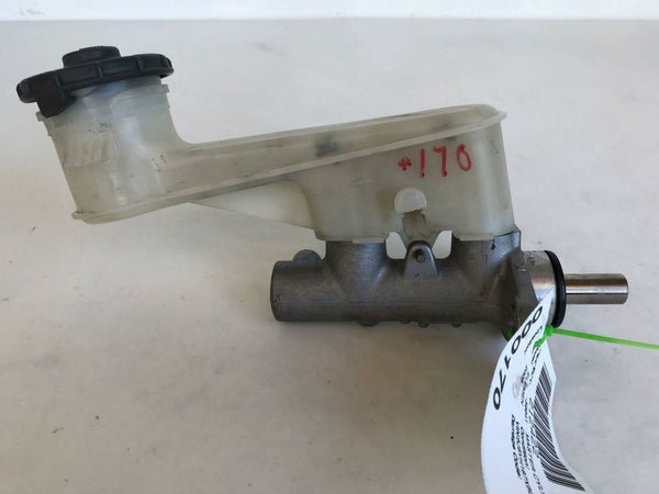 2003 - 2006 HONDA ELEMENT Brake Master Cylinder w/ Reservoir Bottle Tank OEM