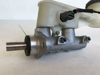 2003 - 2006 HONDA ELEMENT Brake Master Cylinder w/ Reservoir Bottle Tank OEM