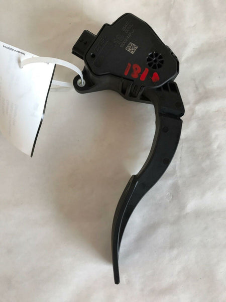 2018 NISSAN SENTRA Floor Accelerator Gas Foot Pedal w/ Sensor 180024AF0A OEM
