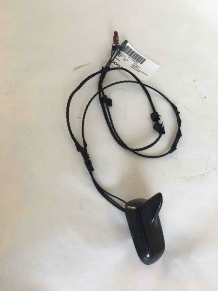 2009 - 2019 AUDI A4 Sedan Rear Back Radio Antenna Satellite Roof Mounted OEM
