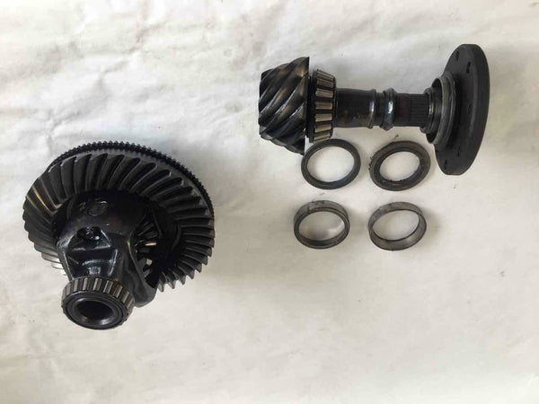 1999 FORD EXPLORER Rear Back End Differential Ring Gear & Pinion 4.0L 373F67AA