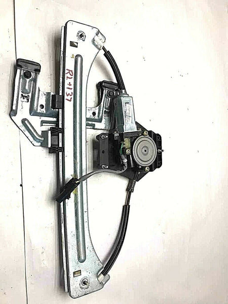 2001 - 2003 CHRYSLER PT CRUISER Front Power Window Regulator w/Motor Driver Left