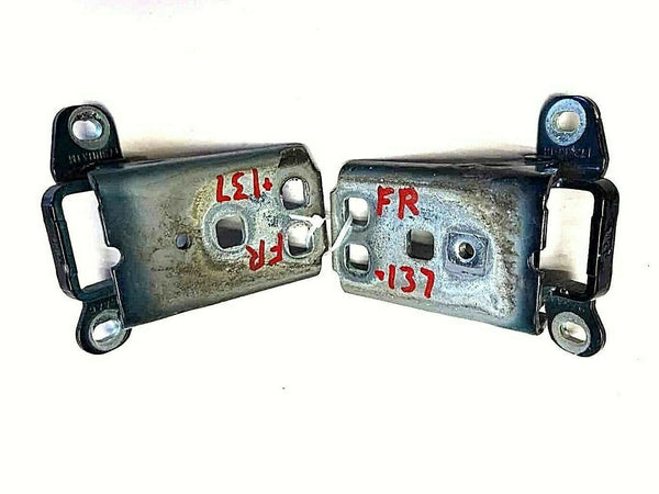 2001 - 2009 CHRYSLER PT CRUISER Front Door Hinge Upper & Lower Passenger Right