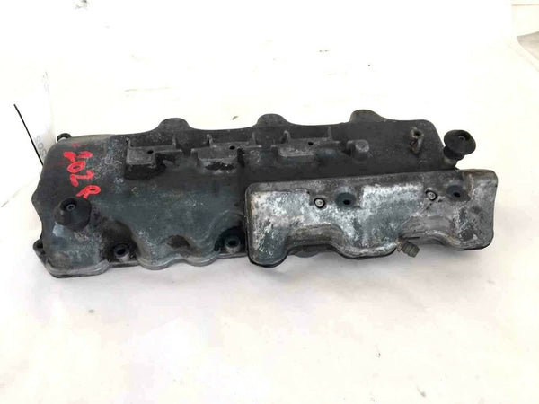 2001 - 2005 MERCEDES Benz C-CLASS C320 Engine Cylinder Head Valve Cover Right RH