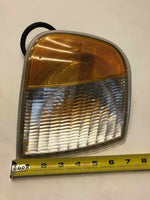 1997 - 2002 FORD PICKUP F150 Front Turn Signal Light Assembly Passenger Right RH