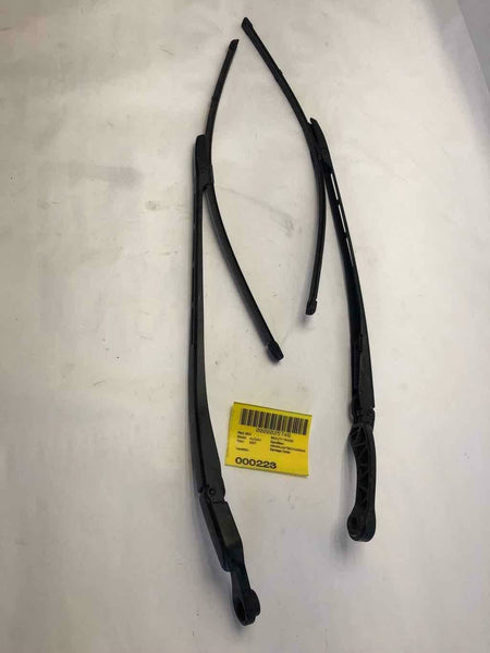 2007 AUDI A4 Front Windshield Wiper Arm w/ Blade Pair Right & Left OEM