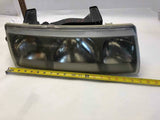 2002 - 2004 SATURN VUE Headlamp Light Assembly Passenger Right Side RH OEM SUV