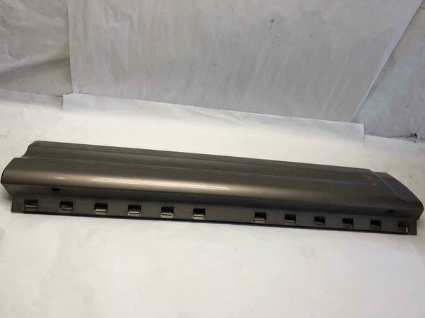 2002 - 2005 FORD EXPLORER Front Door Molding Panel Passenger Right RH OEM
