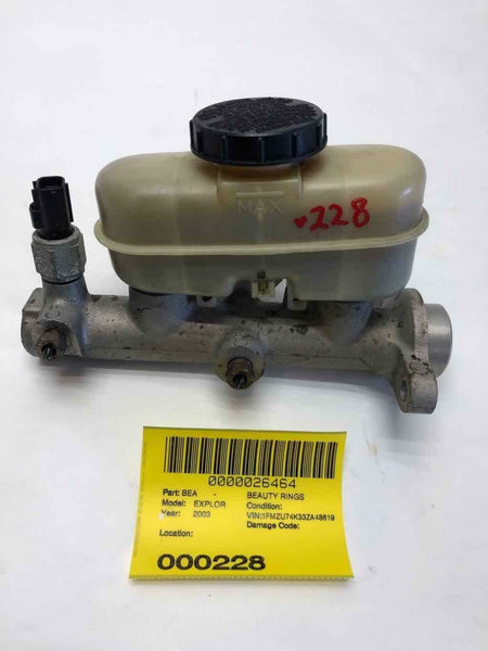 2002 - 2005 FORD EXPLORER Brake Master Cylinder w/ Reservoir Tank OEM