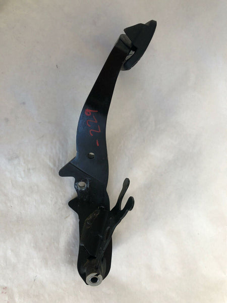 2017 FORD FIESTA Emergency Floor Brake Stop Slow Foot Pedal w/ Sensor Assembly