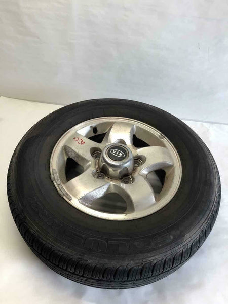 2001 KIA SPORTAGE Spare Wheel & Tire 15x6 Alloy P205 / 75R-15 97T Tubeless