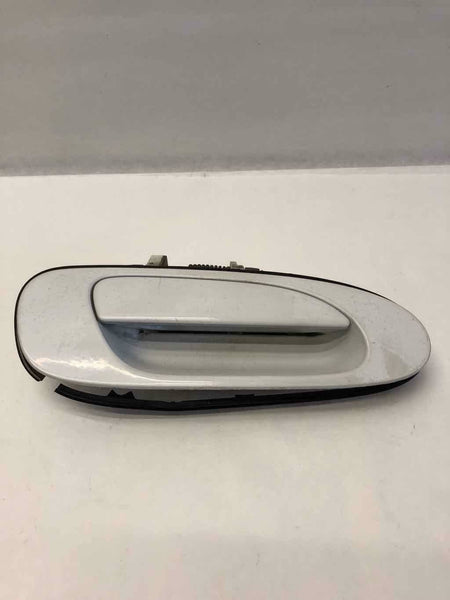 1994 - 1997 HONDA ACCORD Rear Back Door Outside Handle Passenger Right White RH