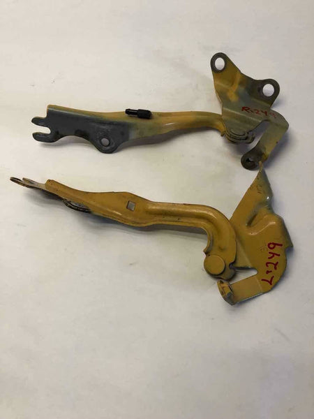 2004 - 2006 MAZDA 3 Front Hood Bonnet Hinge Hood Release Right & Left OEM