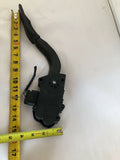 2006 SATURN VUE Gas Accelerator Brake Pedal w/ Bracket & Module P/N 15222244