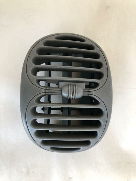 2000 DODGE GRAND CARAVAN SE Dash A/C Heater Air Vent Grille Passenger Right RH