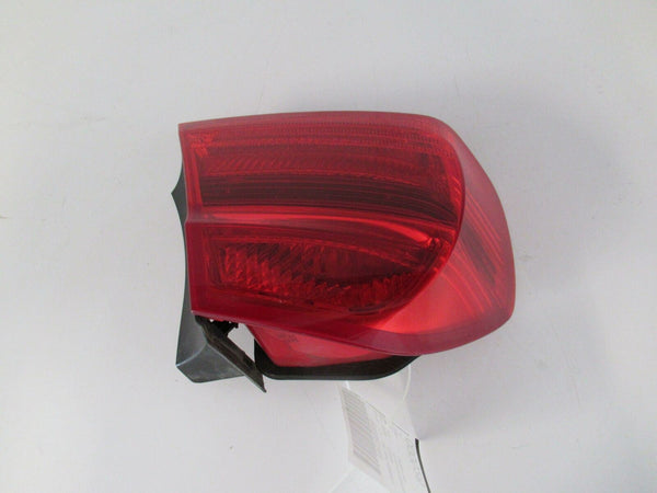 BMW 325I 2006 Tail Light Assembly Left Driver Side LH Quarter Panel Mounted OEM