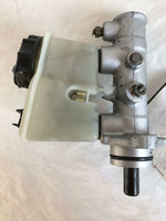 2003 MAZDA PROTEGE Brake Master Cylinder With Reservoir Tank Fits: 2001 - 2002