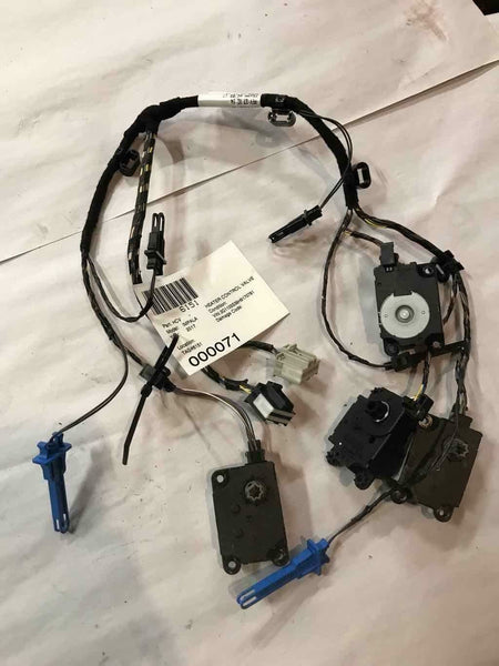 2013 CHEVROLET IMPALA Impala Heater Control Valve Assy. Fits: 2013 Genuine OEM