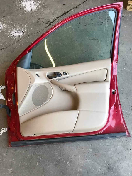 2000-2007 FORD FOCUS  4 Door Front Door  Assembly Red Right Passenger Side RH OE