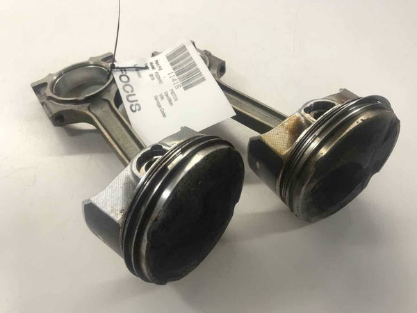 2015 FORD FOCUS Two 2 Engine Piston With Connecting Rod Assembly