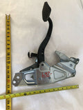 2008 SATURN ASTRA Brake Pedal Stop Slow Floor Foot w/ Bracket Assembly