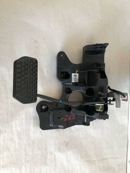2014 CHEVY SPARK Used Genuine Emergency Stop Brake Pedal Assembly