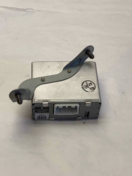 1999 - 2001 TOYOTA CAMRY Cruise Control Module Unit 88240-33140