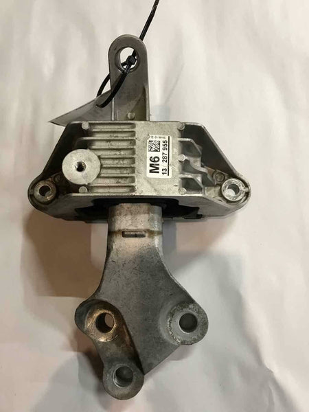 2013 - 2015 CHEVROLET CRUZE  Used Transmission Mount Upper 1.8L 13 287 955