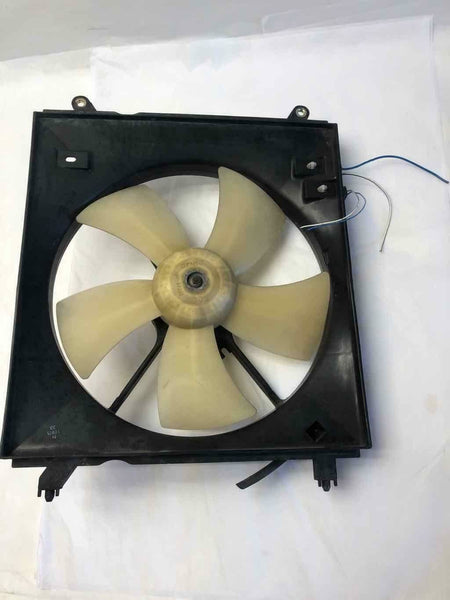 2000 - 2001 TOYOTA CAMRY Radiator Cooling Fan Assy 4 Cylinder Right Side RH G