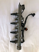 2001 HYUNDAI ACCENT Fuel Injector Rail With Injectors & Wiring 1.6L G