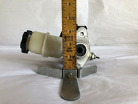 2002 - 2003 HYUNDAI SONATA Engine Brake Master Cylinder W/ Brake Fluid Tank G