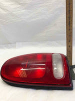 1996 - 2000 CHRYSLER TOWN CNTRY Tail Light Lamp Assembly Rear Right Side OEM* RH