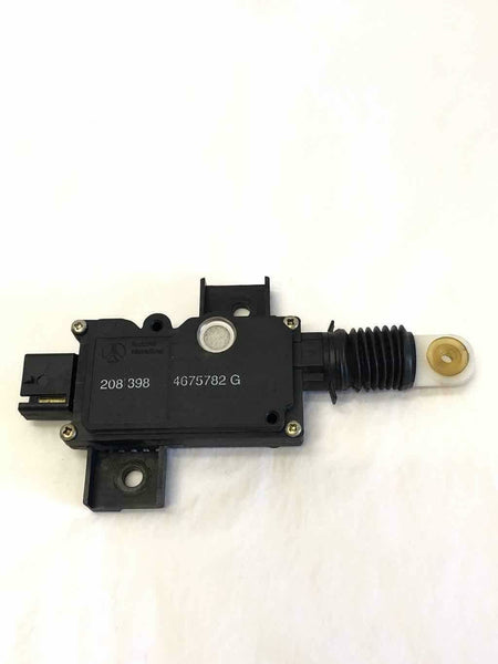 1999 CHRYSLER TOWN CNTRY Central Locking Motor Actuator Code 4675782G G