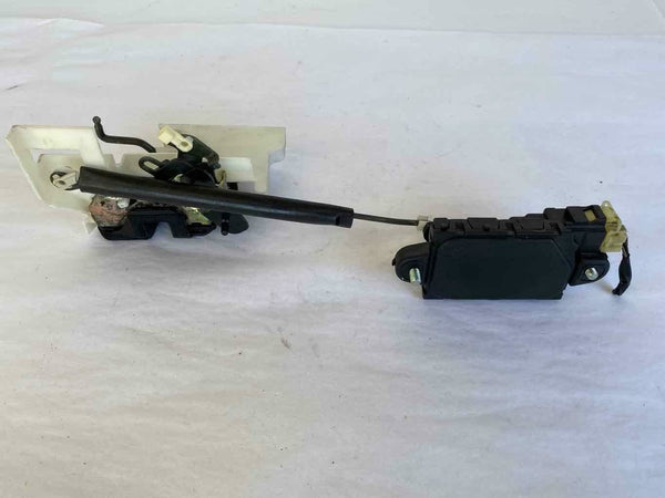1999 - 2005 HYUNDAI SONATA Rear Back Door Latch Assembly Left Drivers Side LH G