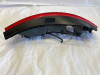 2003 - 2005 NISSAN MURANO Left Tail Light Lamp Assembly Quarter Panel Mounted LH