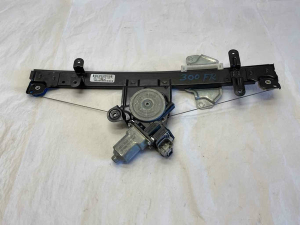 2017 - 2019 NISSAN SENTRA Front Electric Door Window Regulator Right Side RH G