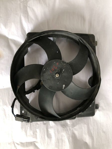 1997 JEEP CHEROKEE Electric Cooling Fan Blades Assembly 4.0L 6 Cylinder G