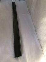 2005 - 2009 CHEVROLET EQUINOX Front Door Moulding Right Passenger Side RH G