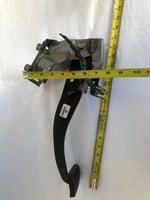 2007 HYUNDAI SONATA Front Foot Brake Pedal Assembly 3.3L Automatic Trans. G