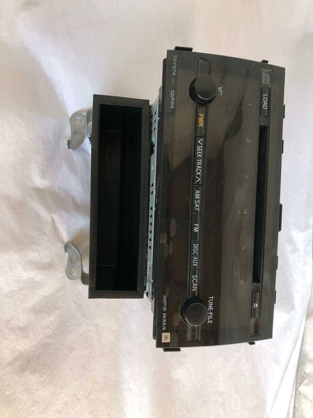 2009 TOYOTA PRIUS Front Dash Center Radio Receiver (with CD) ID 51825 G